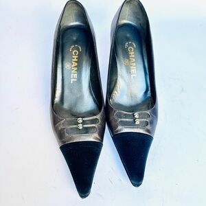 CHANEL Women's Black and Silver Heels